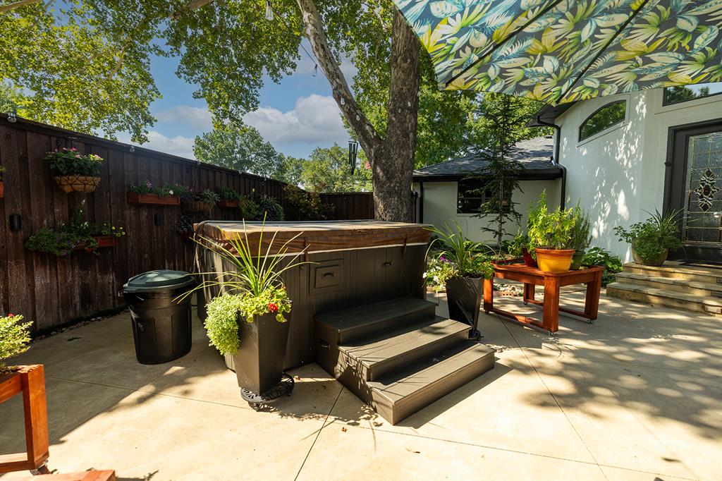 1305 E Lawrence Street Property Photo 46