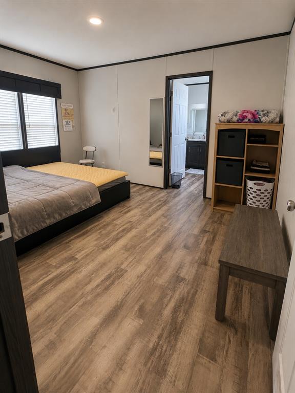 1241299 Property Photo 3