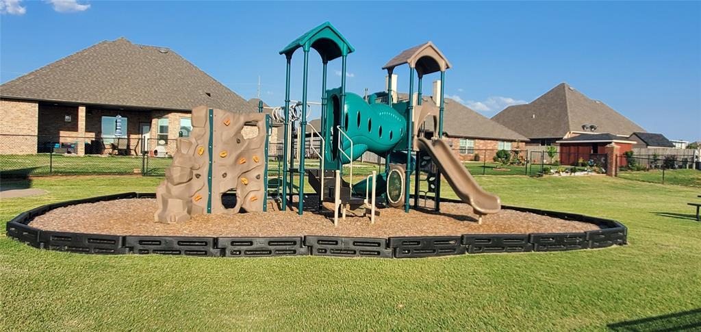 1241304 Property Photo 3