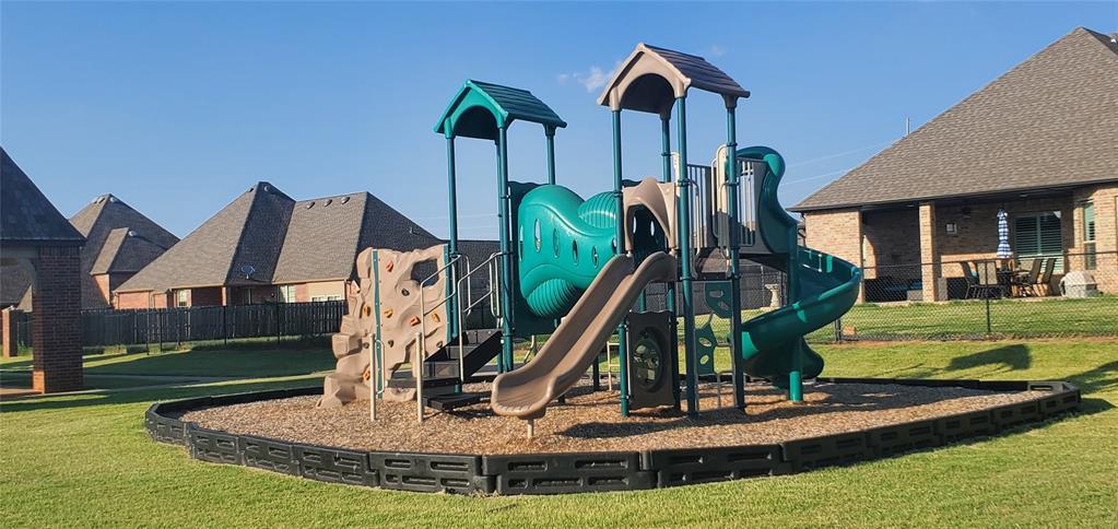 1241304 Property Photo 4