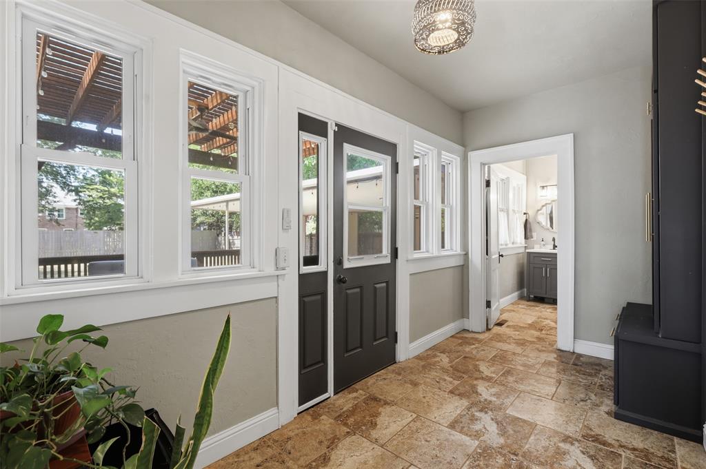 2112 Nw 18th Street Property Photo 15