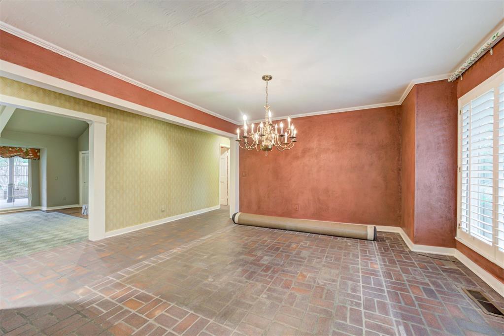 1433 Glenbrook Drive Property Photo 9