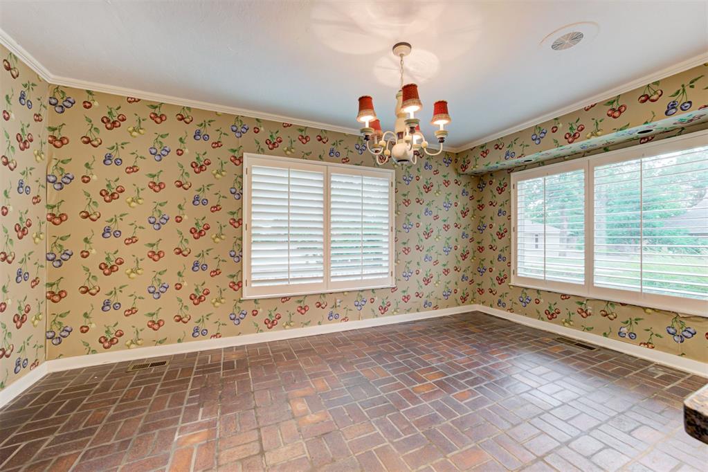 1433 Glenbrook Drive Property Photo 10