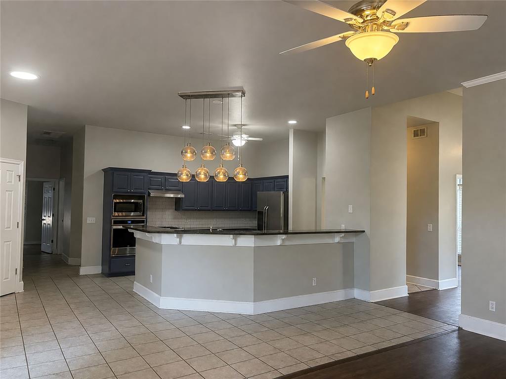 2009 Del Simmons Drive Property Photo 4