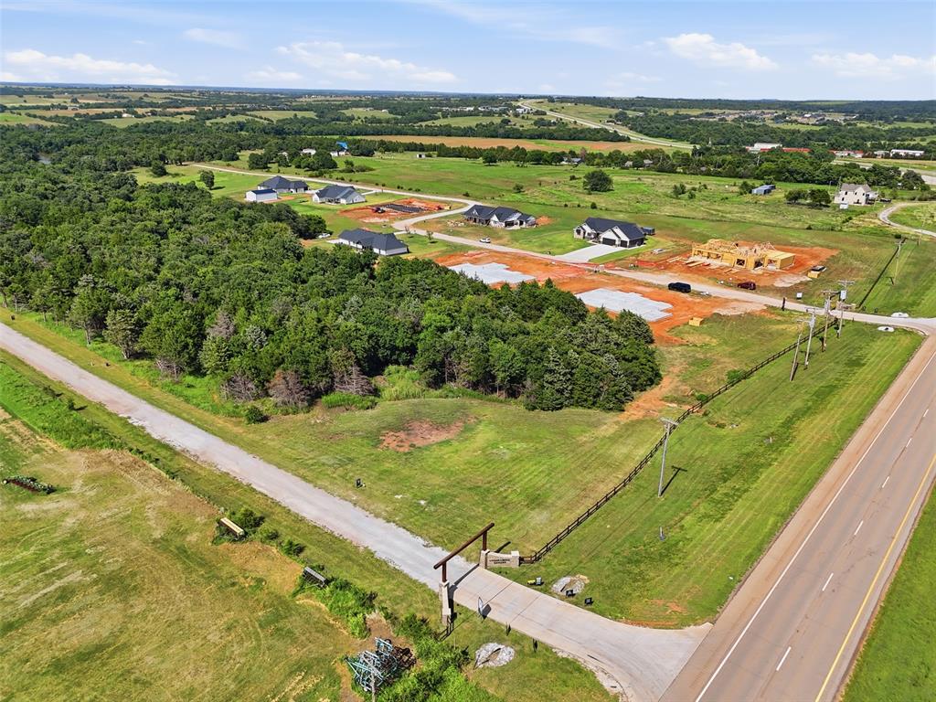 860 Creekside Trail 001 Property Photo 5
