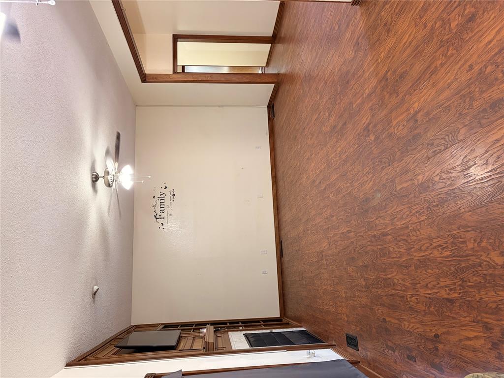 10505 Se Herbert Drive Property Photo 4
