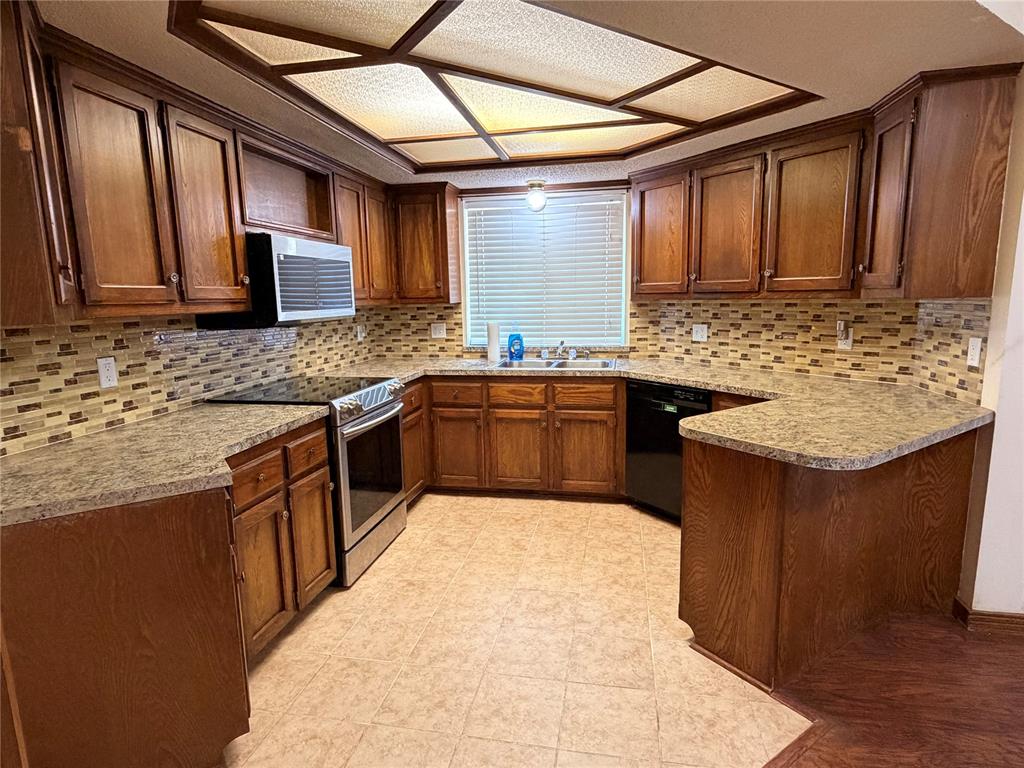 10505 Se Herbert Drive Property Photo 5