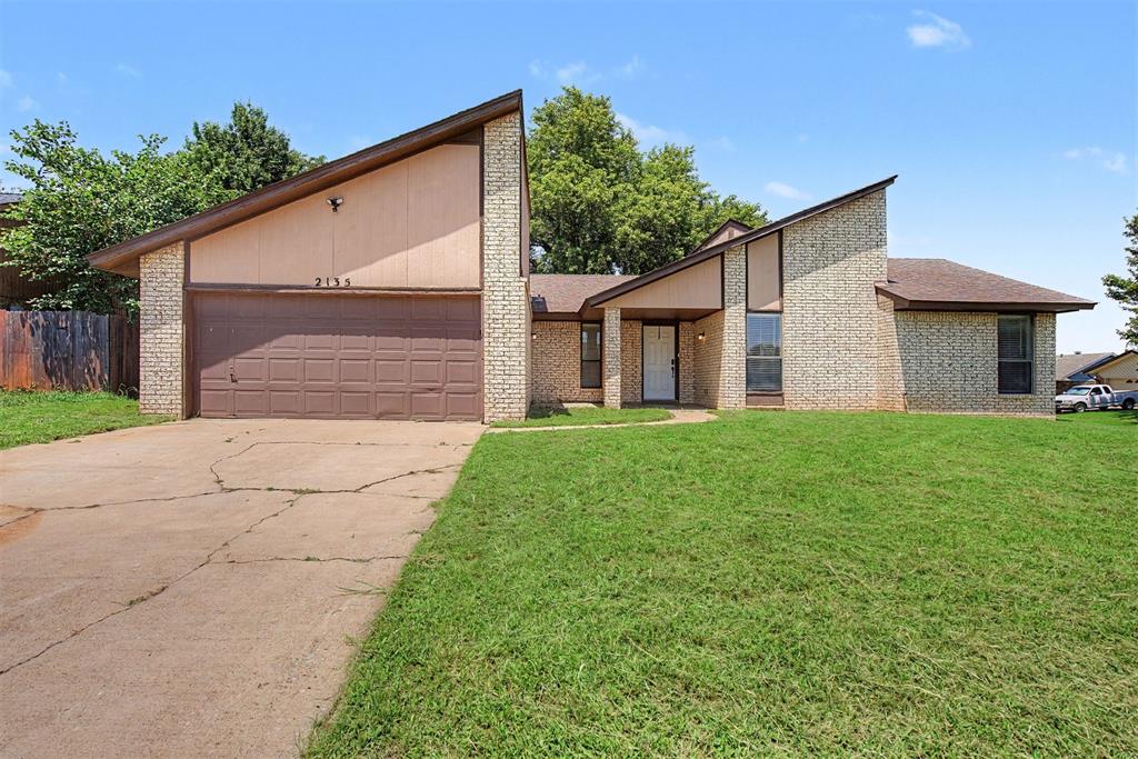 2135 Teresa Drive Property Photo 1