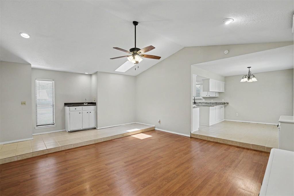 2135 Teresa Drive Property Photo 10