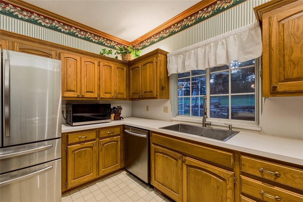 3333 Everett Drive Property Photo 15