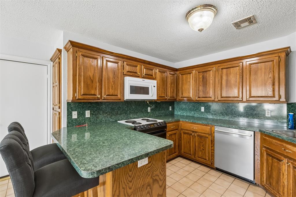 8801 Scirocco Circle Property Photo 5