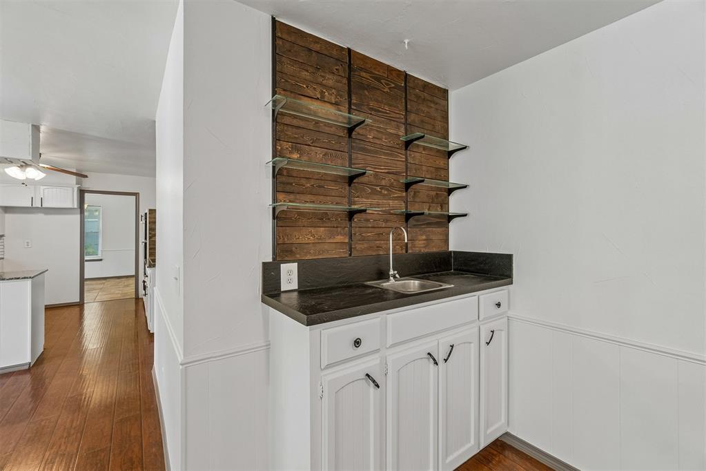 2709 Trail Creek Road Property Photo 18