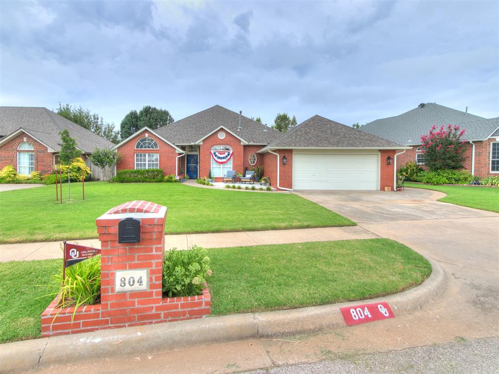 804 Fairway Drive Property Photo 6