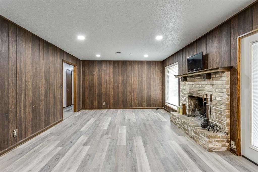 908 S Meadow Lane Property Photo 12