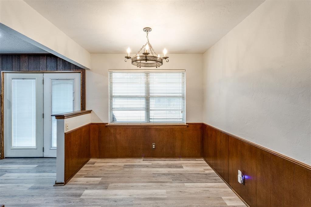 908 S Meadow Lane Property Photo 15