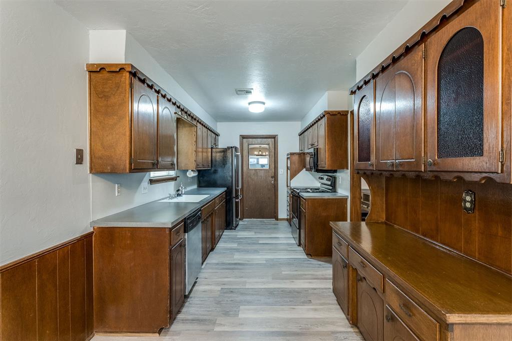 908 S Meadow Lane Property Photo 17