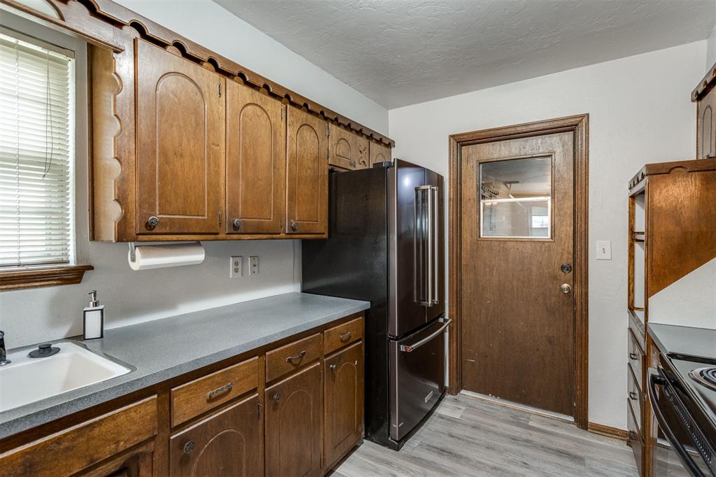 908 S Meadow Lane Property Photo 20