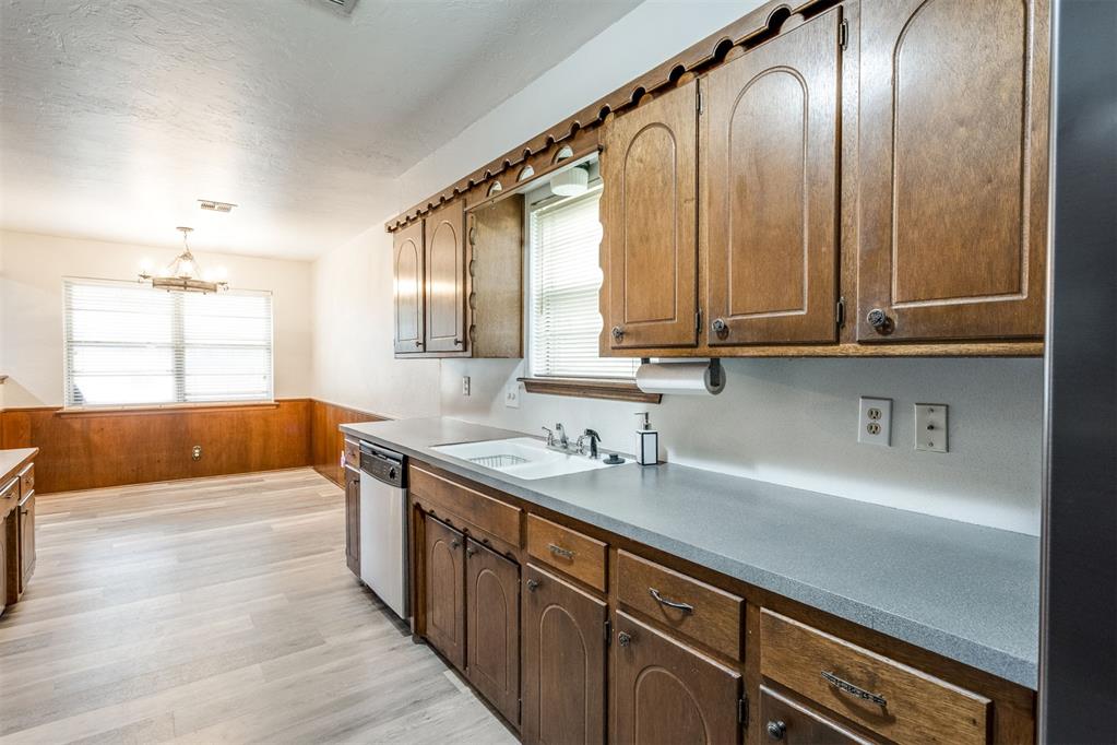 908 S Meadow Lane Property Photo 23