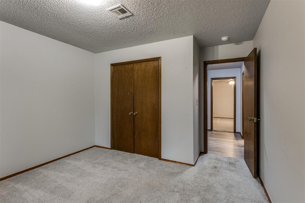 908 S Meadow Lane Property Photo 26