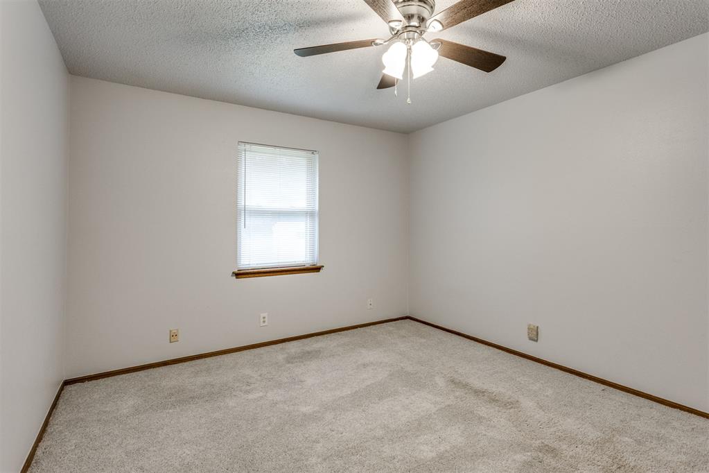 908 S Meadow Lane Property Photo 29