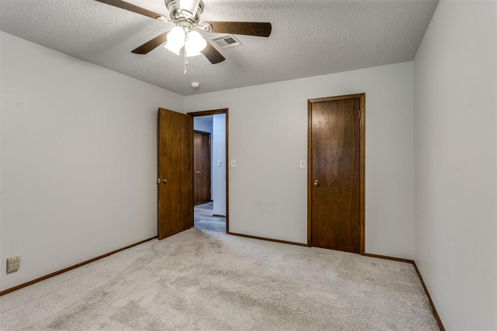 908 S Meadow Lane Property Photo 30