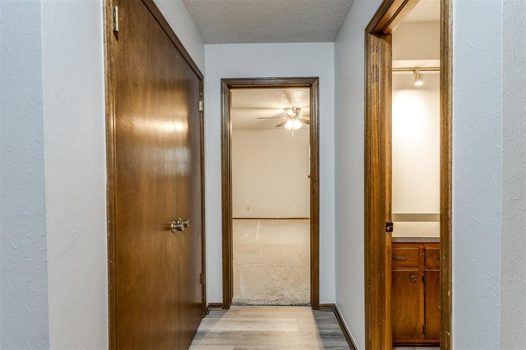 908 S Meadow Lane Property Photo 32