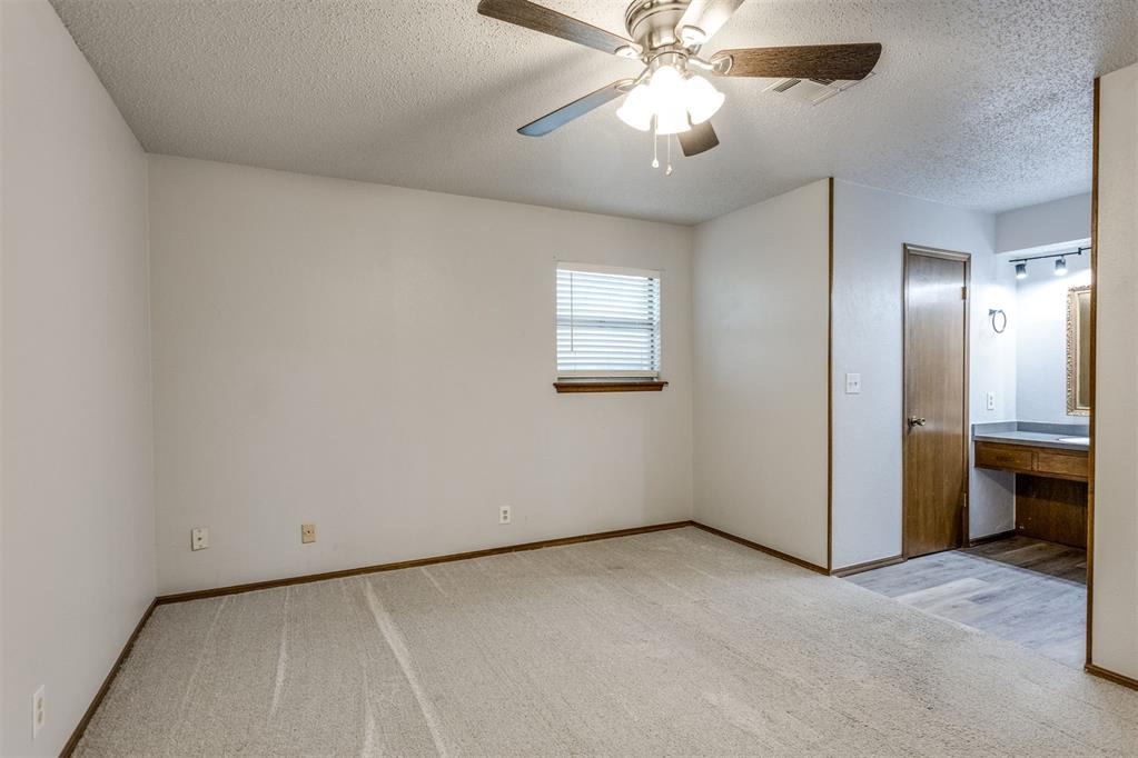 908 S Meadow Lane Property Photo 36