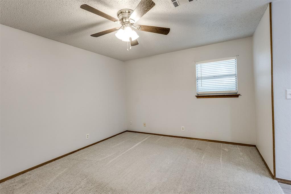 908 S Meadow Lane Property Photo 37