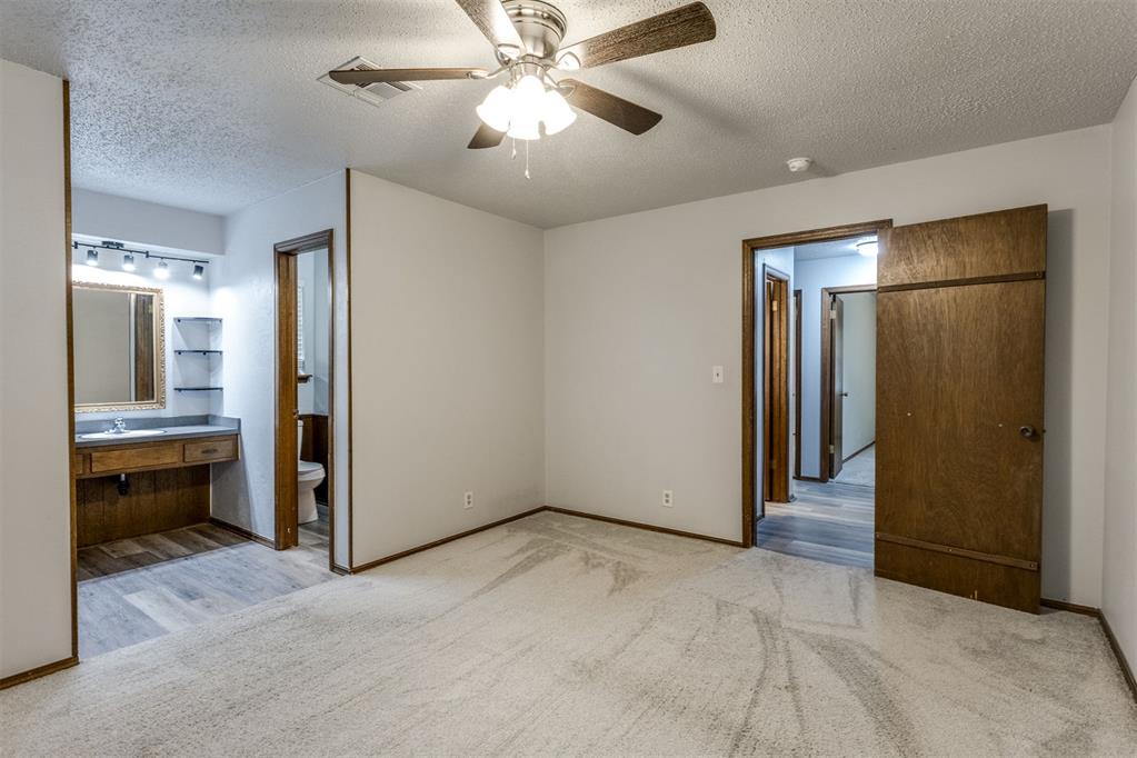 908 S Meadow Lane Property Photo 39