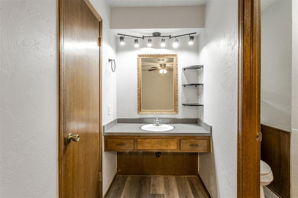 908 S Meadow Lane Property Photo 40