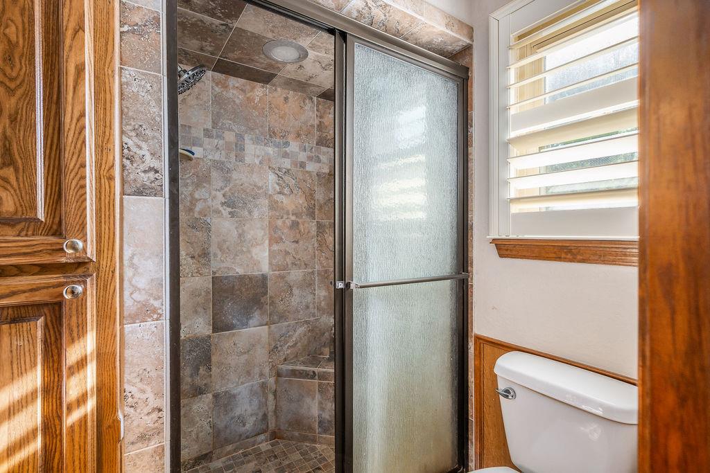2341 Squirrel Road Property Photo 27