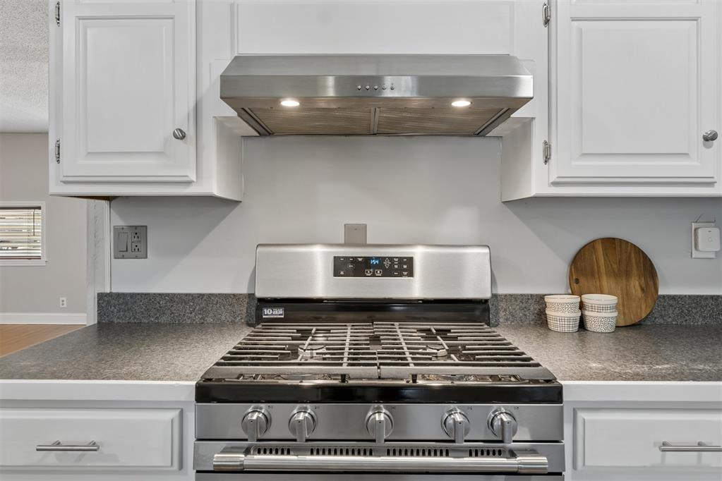 811 2nd Street Property Photo 17