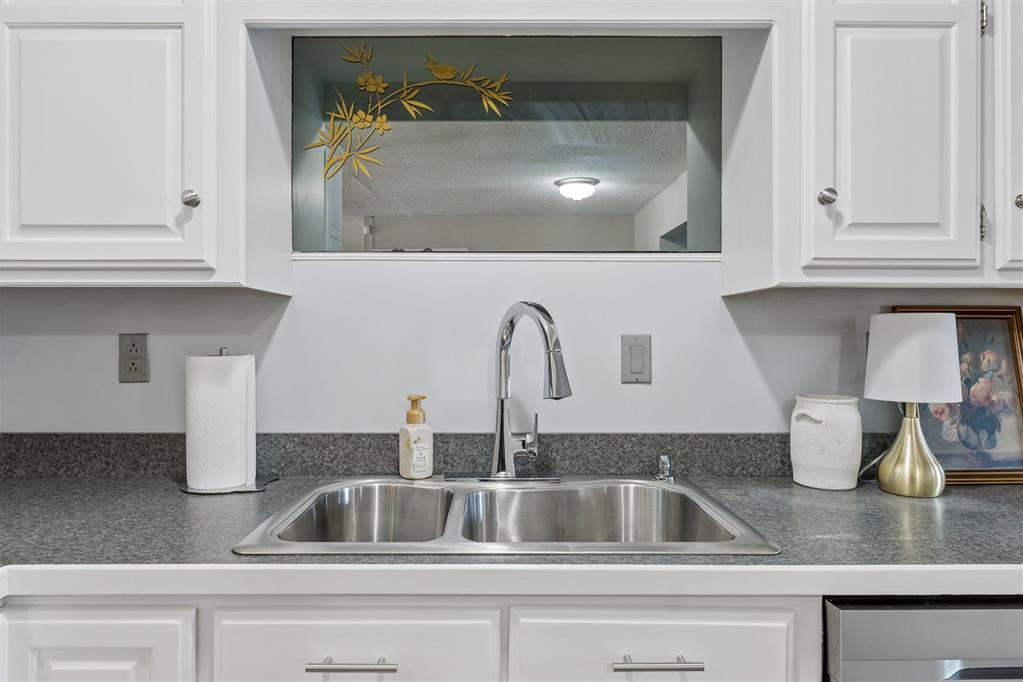 811 2nd Street Property Photo 18