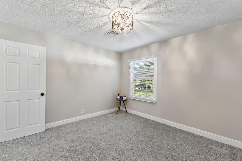 811 2nd Street Property Photo 25
