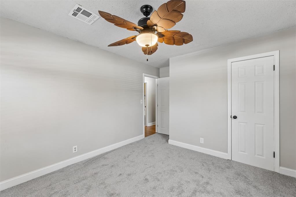 811 2nd Street Property Photo 32