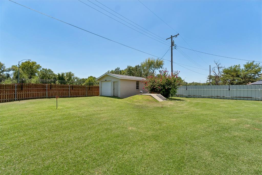 811 2nd Street Property Photo 45