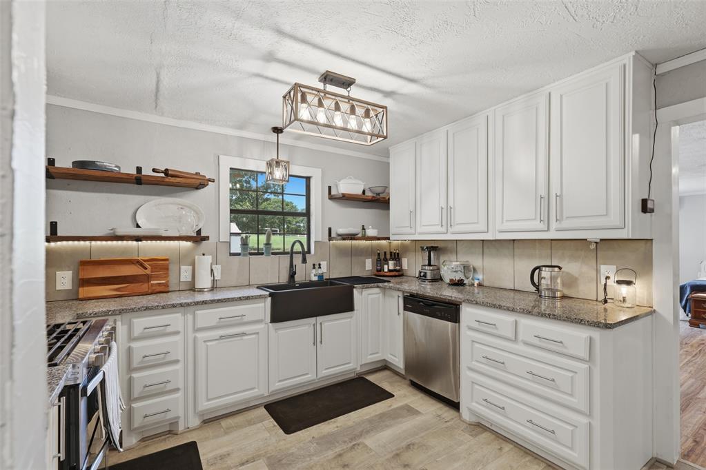 347174 E 1047 Road Property Photo 12
