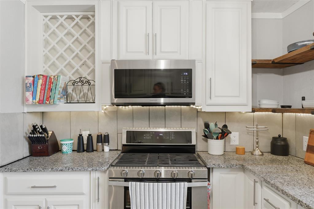 347174 E 1047 Road Property Photo 18