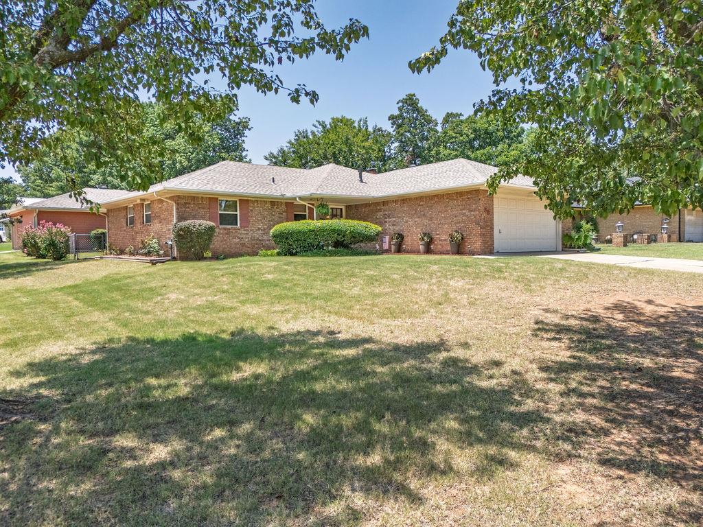 29 Sequoyah Boulevard Property Photo 2