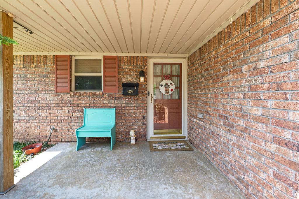 29 Sequoyah Boulevard Property Photo 6