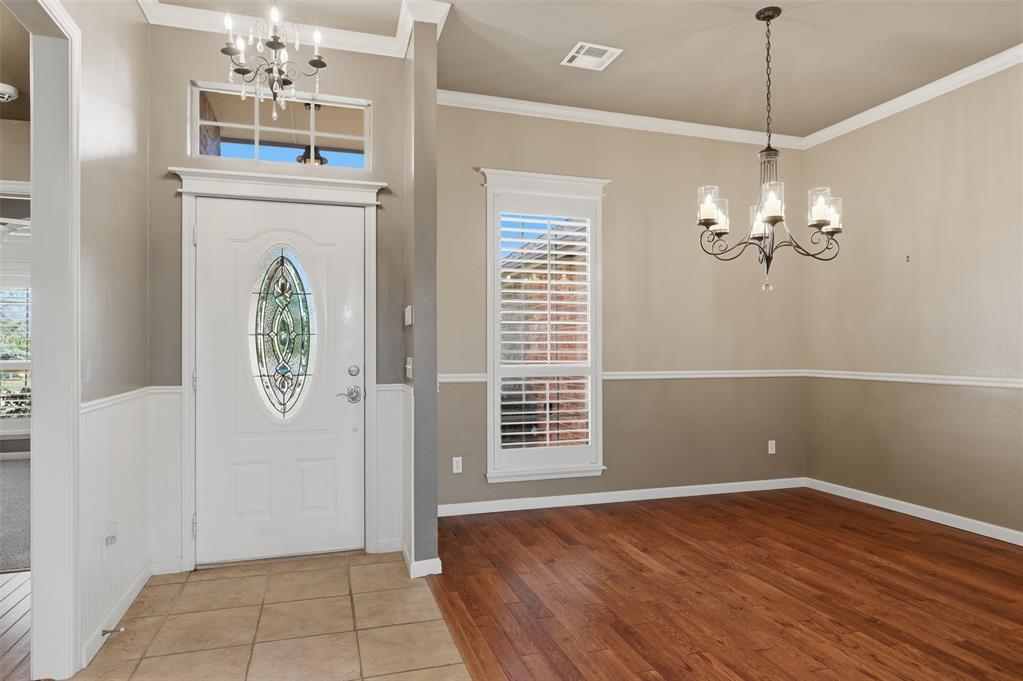 10716 Nw 37th Street Property Photo 5
