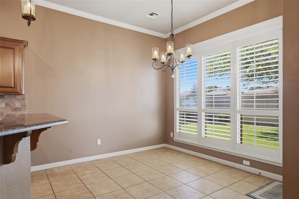 10716 Nw 37th Street Property Photo 15