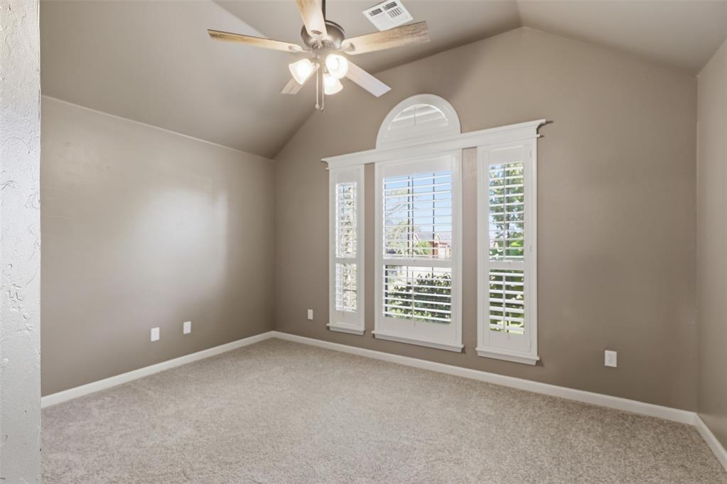 10716 Nw 37th Street Property Photo 24