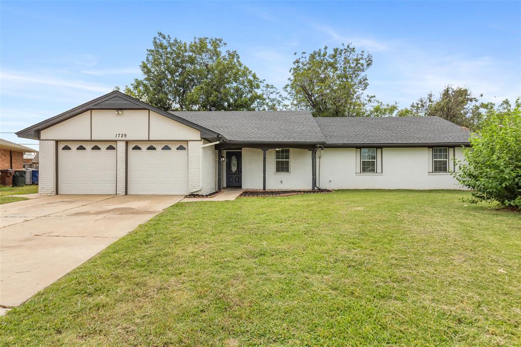 1729 Gladstone Terrace Property Photo 1