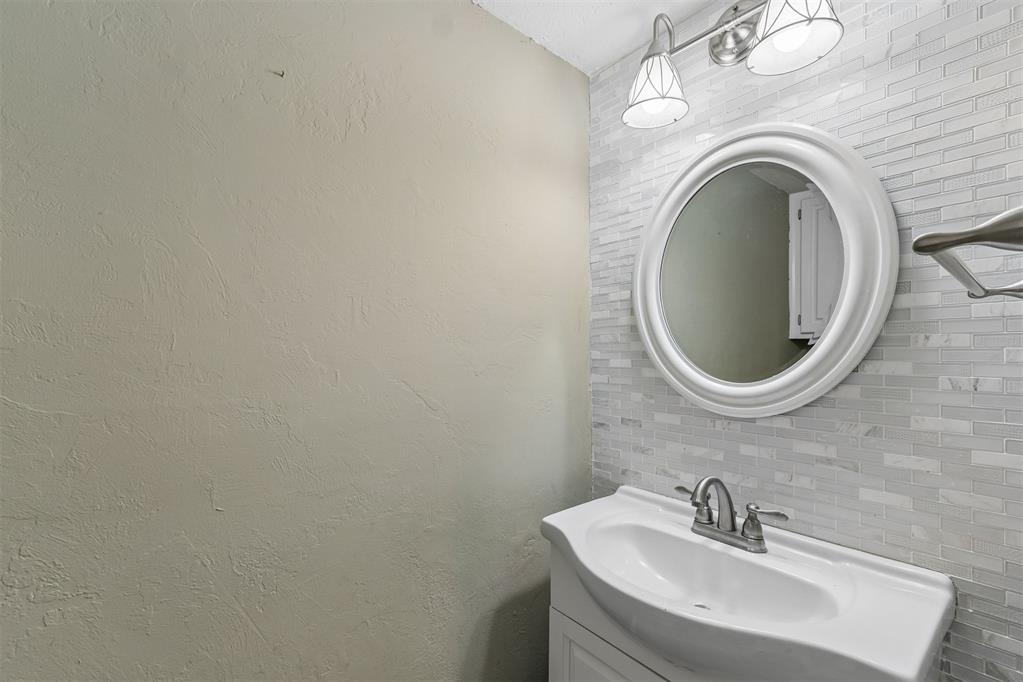 14323 N Pennsylvannia Avenue 18c Property Photo 32