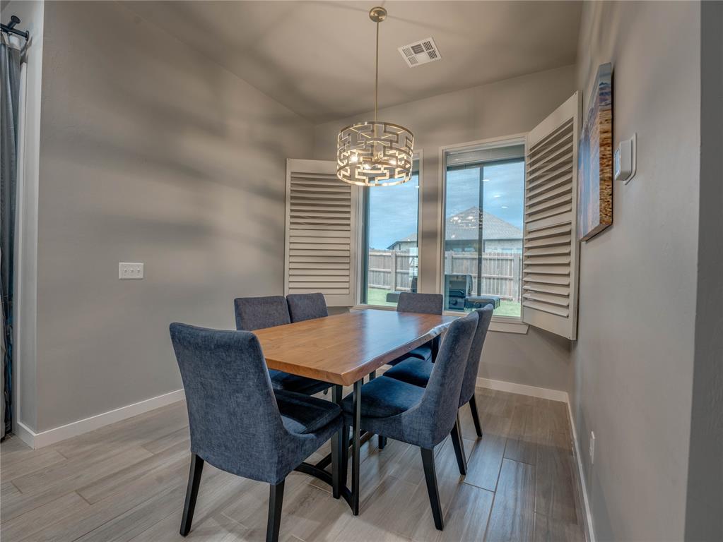 2309 El Cajon Street Property Photo 18
