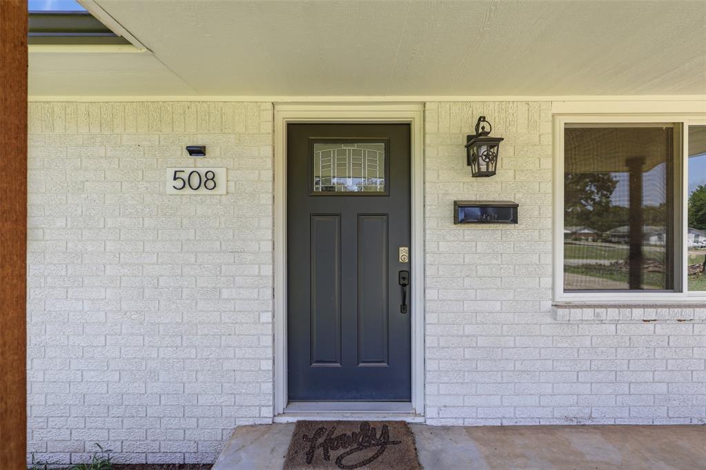 508 E Washington Street Property Photo 4