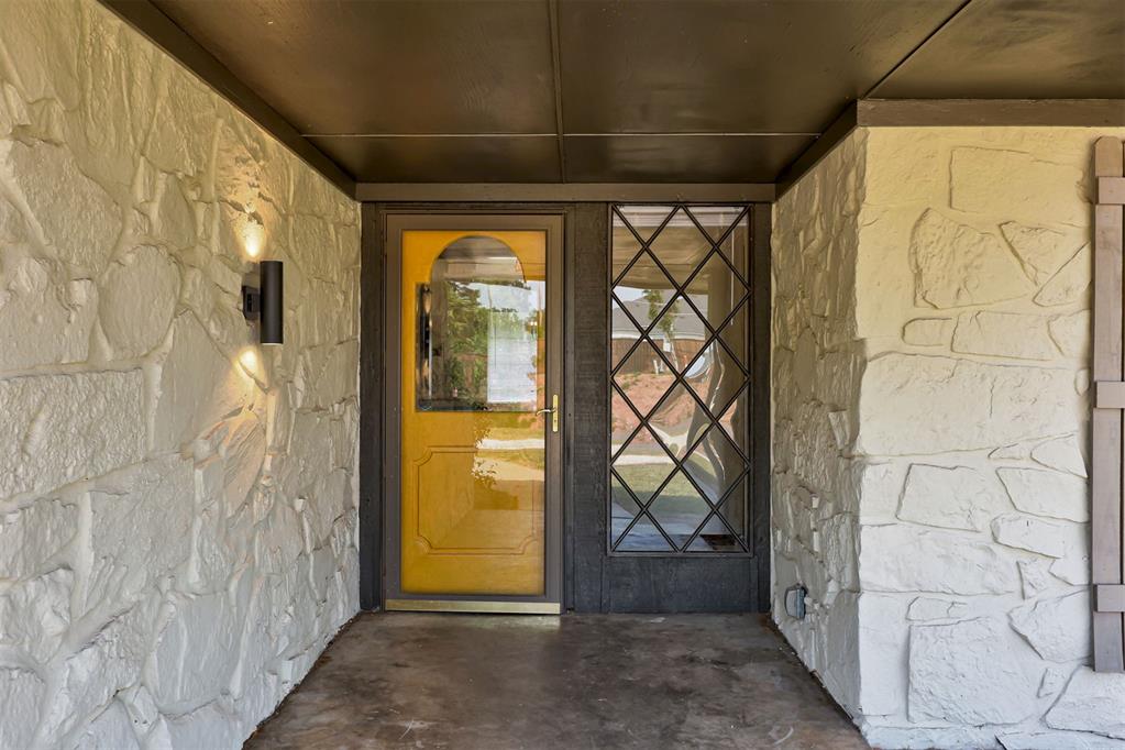 1002 S Pine Street Property Photo 4