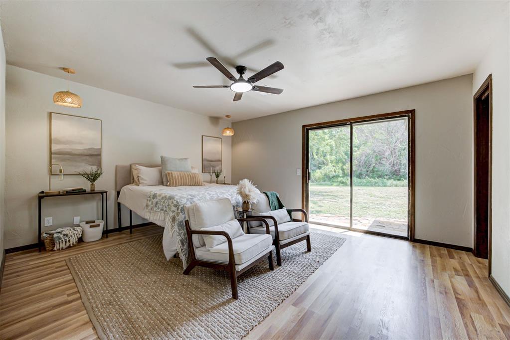 1002 S Pine Street Property Photo 18