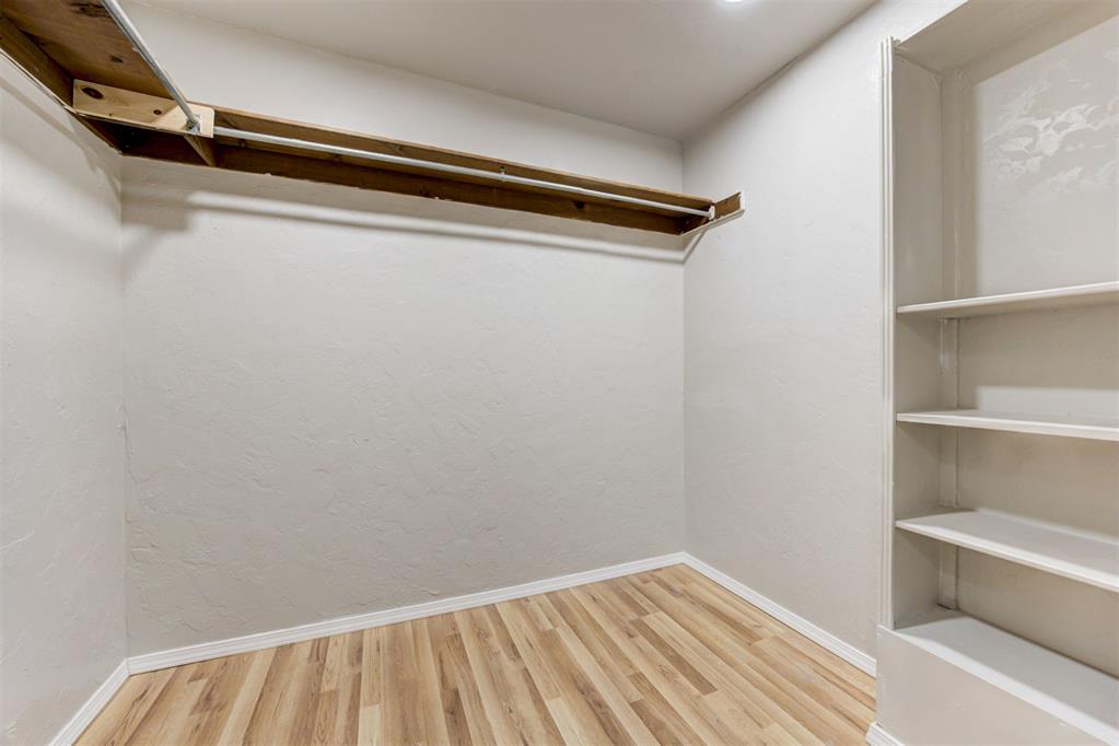 1002 S Pine Street Property Photo 25